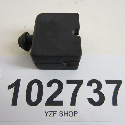 Yamaha YZF R6 5SL rubber tussen tank en frame