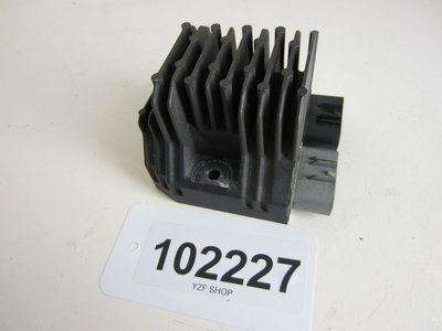 Yamaha YZF R1 5VY Spanningsregelaar