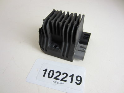 Yamaha YZF R1 5VY Spanningsregelaar