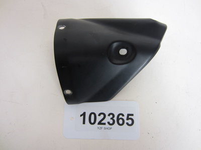 Yamaha YZF R6 2C0 uitlaat afdekkapje