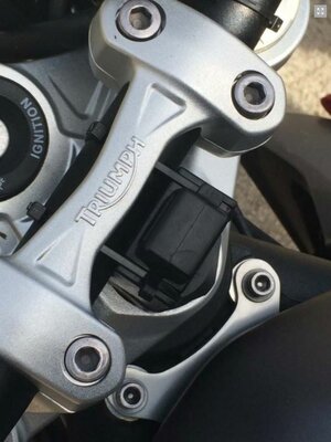 BAAS USB aansluiting/socket 2A 12V - 5V