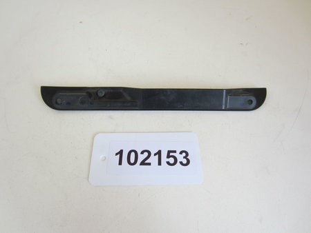 Yamaha YZF R1 5VY plastic framebeugeltje onder airbox