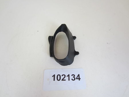 Yamaha YZF R1 5VY Lucht inlaatrubber op frame Links
