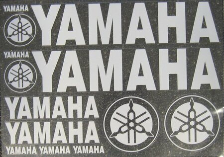 MDI Stickervel Yamaha wit 34x24cm