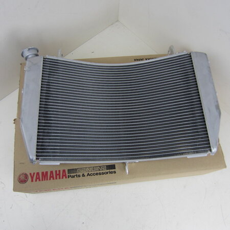 Yamaha YZF R1 RN22 Radiateur