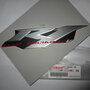 Yamaha YZF R1 2006 Midnight Black R1 sticker rechts